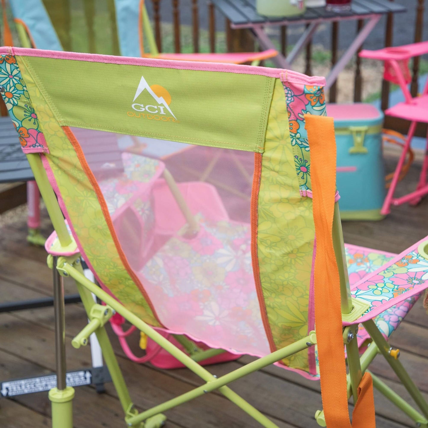 Comfort Pro Rocker - Floral - Patio Retreat