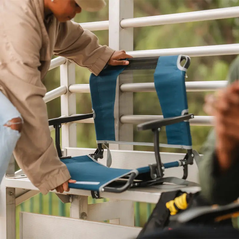 Big Comfort Stadium Chair™ with Armrests - Home Team Style