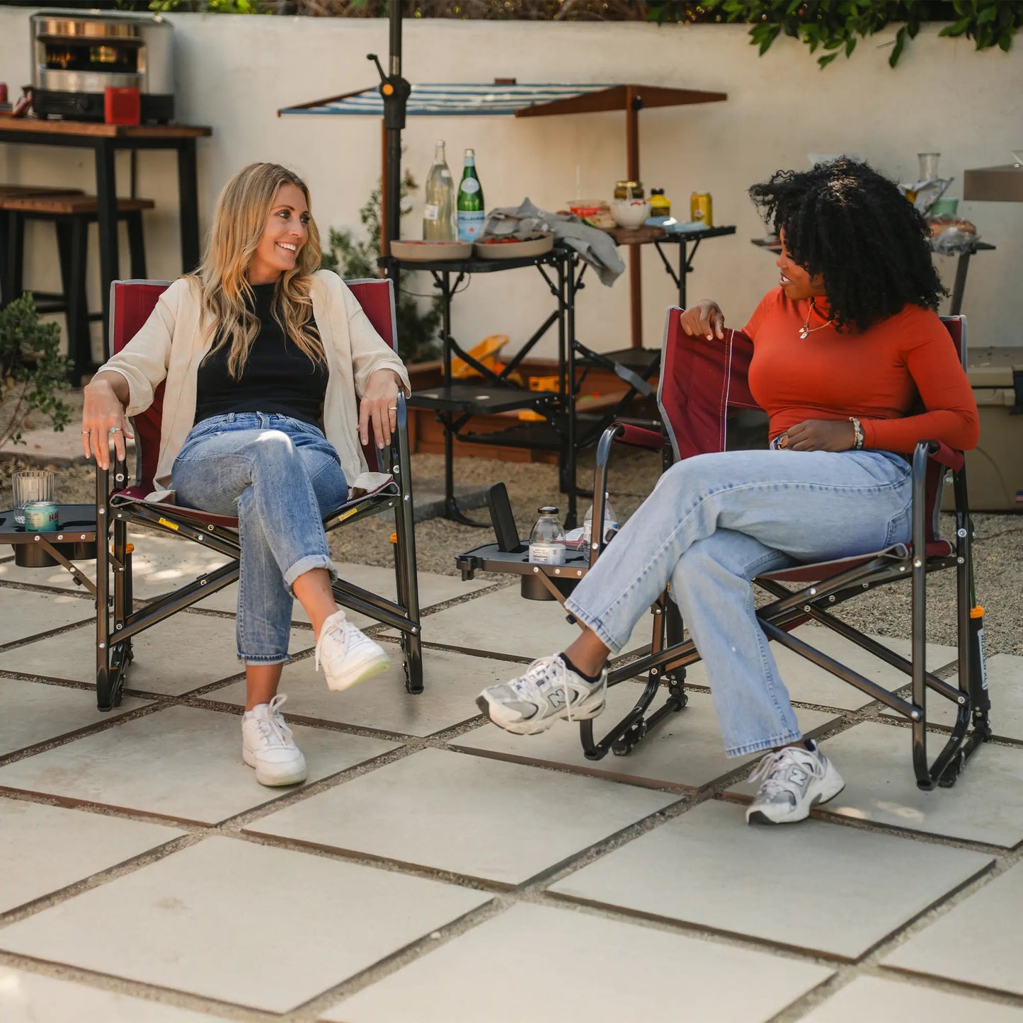 Freestyle Rocker XL™ with Side Table - Picnic Meal Prep
