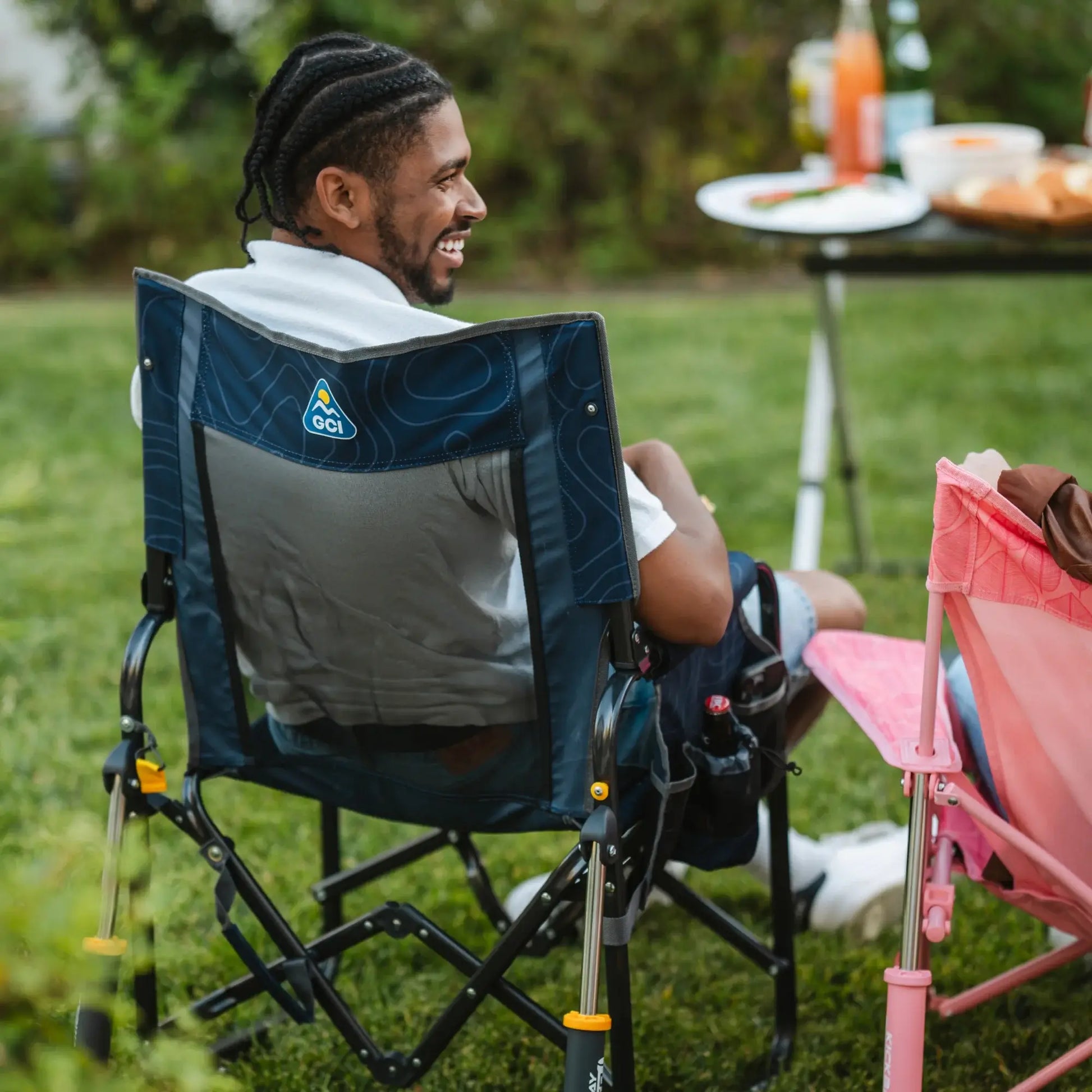 Stowaway Rocker™ - Weekend Ready