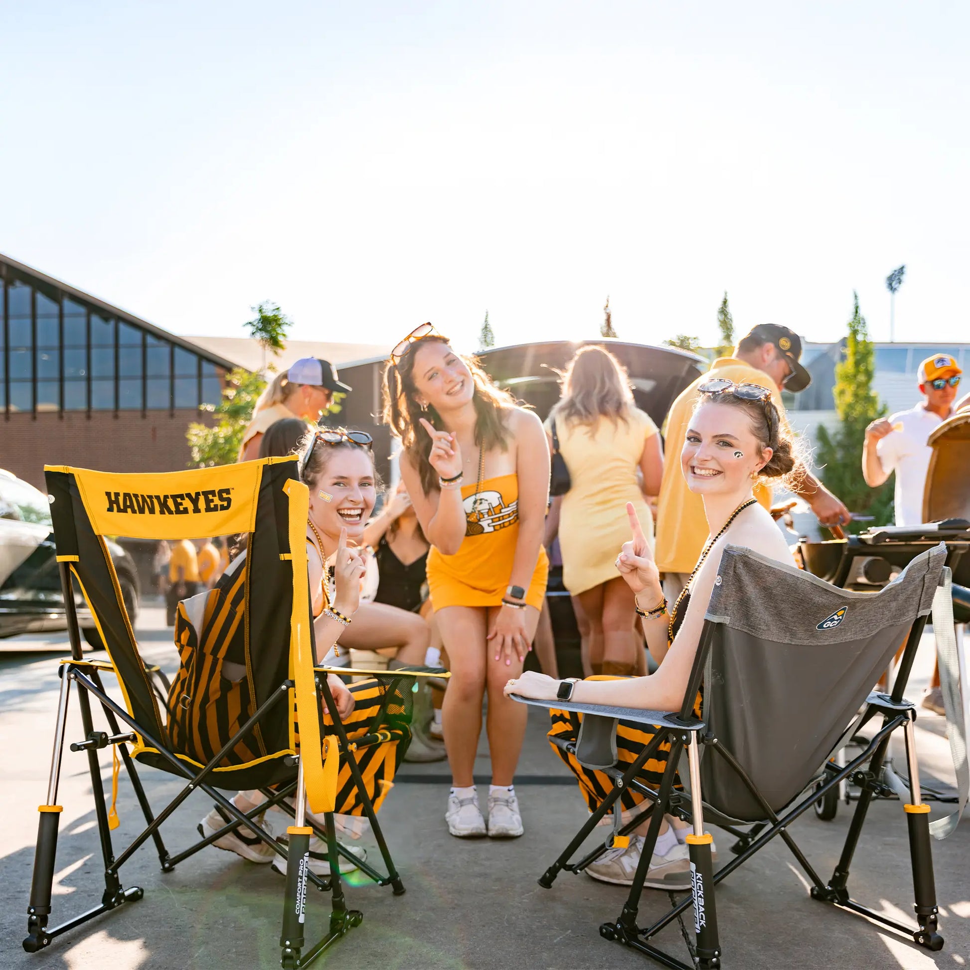 College Comfort Pro Rocker™ - Iowa Hawkeyes - Home Team Comfort